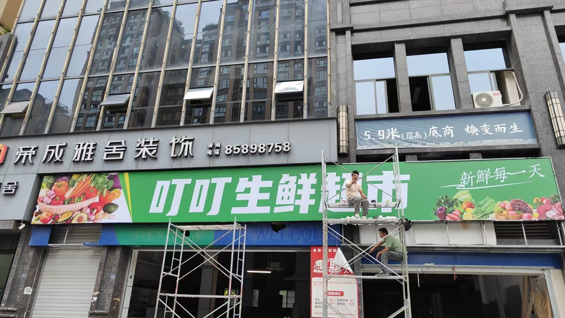 双流刀刮布灯箱安装(图7)