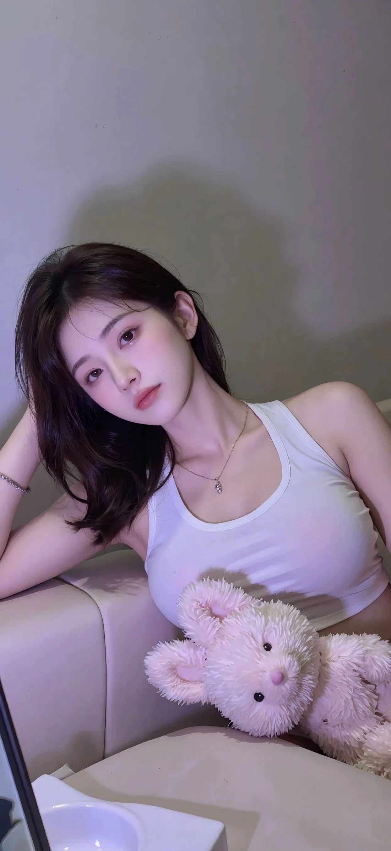 纯欲壁纸｜氧气美女，隔着屏幕都很喜欢